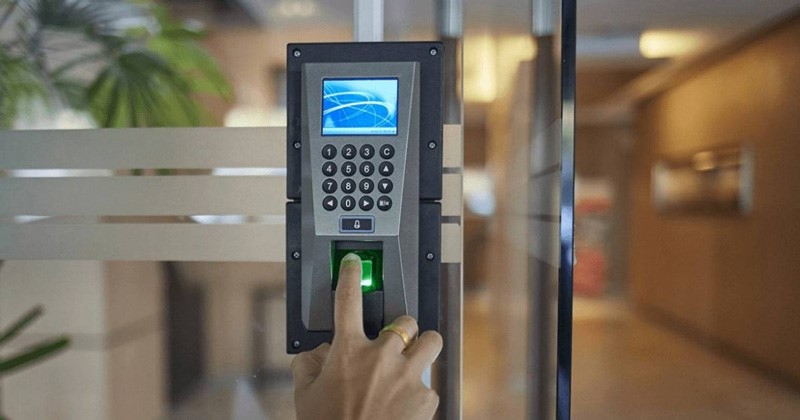 Phân loại và tính năng của hệ thống kiểm soát ra vào
